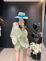 爆款 翻单出来货 现货天丝绣花长袖防套装 面料：天丝 锦纶 码数：S-Xl 颜色：绿色