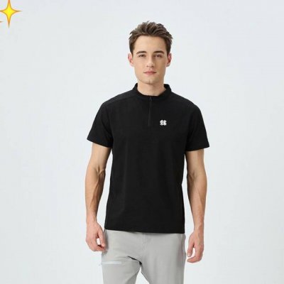 供 可隆 Kolonsport Zl户外运动休闲T骑行服立领半拉链Polo衫棉感透气速干短袖 面料采用230克新疆长绒棉面料，新纳米技术融合的优质纱线，具有比较