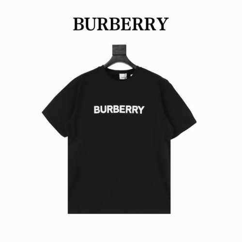 本地自取140 burberry/巴宝莉 发泡徽标字母短袖T恤 夏季最新配色的王牌Bbr，经典中的圣经 四色短袖同步来袭~~可男可女的经典款，基础百搭不失时尚魅