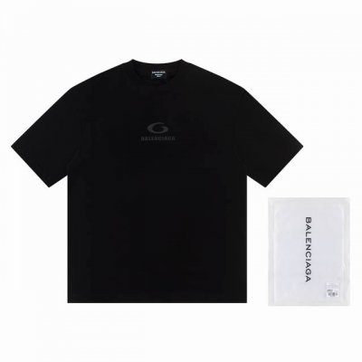高版本Balenciaga 巴黎世家 硅胶字母印花短袖，男女同款。对色定染面料，字母采用硅胶立体工艺，超精细平网印花工艺，对位定点印花，采用细致纱网材质做网板，
