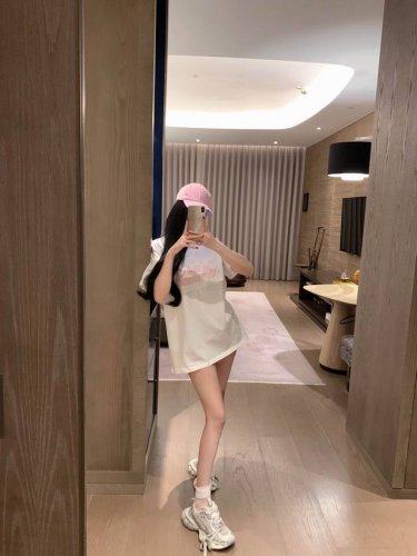 Qx. P190 贴布星球字母T 白色 粉色