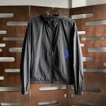 #Qiu P380Burberry巴宝莉 秋季新款连帽夹克外套，品牌最新设计素！既不单调也不复杂,恰到好处的展现品味！客供定制进口聚酯纤维面料！面料独具的高奢立