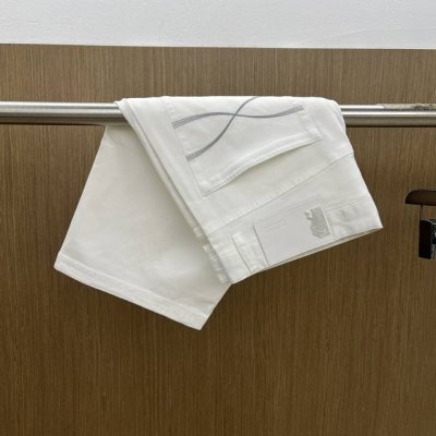 高端货品 Bc 春夏S专柜款高级订制新品官网每季专柜必推产品 莱卡棉订制牛仔面料 专柜走好设计 版型巨好 上身效果超好 专柜热卖Slim板型 黑色牛仔短裤Jxz