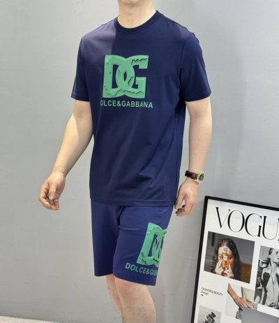 上衣 裤子 D&G杜嘉班纳25S新品五分短裤可搭配套装！采用大腿两侧无缝设计.两侧字母Dg立体工艺.高温烫画技术.动感十足！采用高密锦棉面料.挺括有型！三标齐！