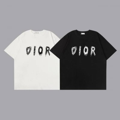 204#P60 【长期现货】 Dior 迪奥 24Ss专柜同款圆领短袖T恤～～胸前撞色Logo设计～定制棉质260双纱面料～ 厚板立体！衣服偏厚使整体高透气和柔