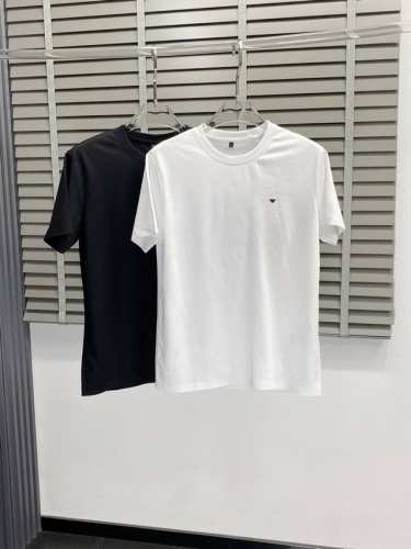 P140。Armani阿玛尼独家专供新款原单男士休闲春夏短袖 高端定制 高端版本 时尚百搭爆款进口面料 手感超柔软细腻 穿着亲肤舒适 高端精品 代工厂P精细做工