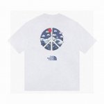 高品质北面2025早春最新系列！胸前印花Logo大牌感十足！高端大气完美演绎，经典圆领不挑人版型上身巨显瘦 面料采用230克纯棉面料，保证舒适性同时透气冰爽的同