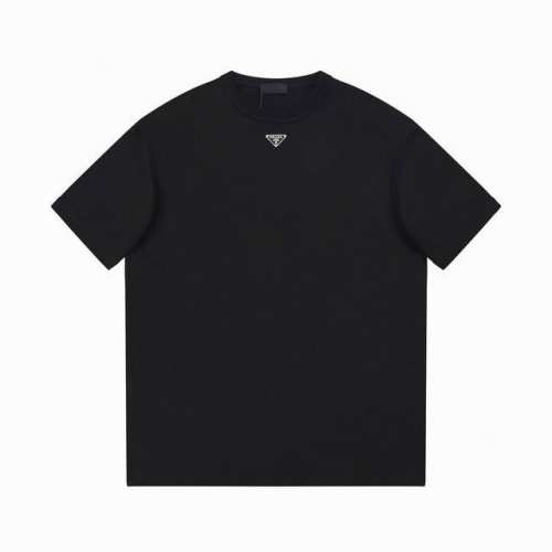 160 Rada普拉达三角标短袖 夏季新款 面料：规格采用实打实260G 100%纯棉 针织内的兰博基尼，定织定染！属于高敏感特殊色 我们对面料的要求是要在Uv
