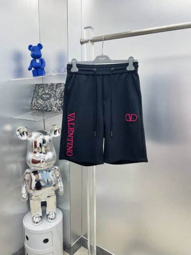 Vltn 华伦天奴 Val 25Ss夏季新款刺绣字母Logo短裤 M 面料柔软舒适 搭配Logo字母 手感舒适上身挺括有型 两色 码数：M-3Xl