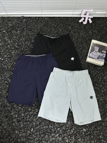 Descente迪桑特 Dualis系列 男士机能户外城市休闲男士梭织速干短裤 热爱运动的男士们看过来！Descente迪桑特Dualis系列梭织速干短裤，绝对