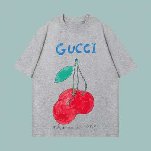 p90 高端品质 gucci 2025Fall 春夏系列 樱桃布丁短袖T恤 区别普通印花 定织270G32支双纱纯棉面料 宽松版型 男女同款 size：S M