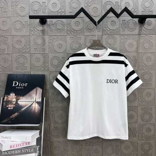 120 Dior迪奥 Cd47字母条纹拼接印花 Logo标识精致升级，灵感源自八十年代复古 原版面料 官方同款 短袖T恤 定制260克同缸染面料 手感非常舒服