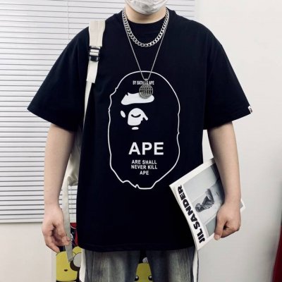 模特细节图# bape Summer Camp经典标志猿人头重工艺印花圆领短袖 高版本 猿人形象 260克优质高织纯棉面料 双纱精梳 质感柔软官网发售款 超级推
