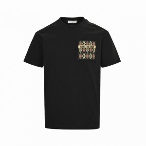 dior 迪奥 25Ss 菱形皮标口袋短袖 dior新款短袖 甄选260G重磅纯棉 垂坠挺括且亲肤透气 Oversize廓形剪裁随性慵懒 胸前立体贴袋以藤格纹绗