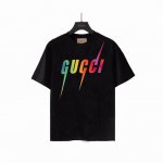 实拍细节图+尺码表 Gucci 古驰 炫彩闪电Logo印花T恤 选用客供定制针织100%纯棉面打造,面料手感细腻，厚实有质感的纯棉布 高密度的机织工艺，如棉絮般