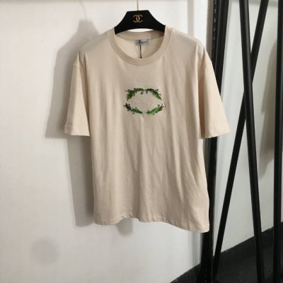 款号20252494 Burberr*新款 花环Logo刺绣休闲短袖T恤，米白色，黑色，Sml， S码；肩宽48，胸围106，袖长23，长68