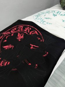 chrome Hearts 25Ss夏季新品T恤 前后幅玫红色印花贴布绣 定制32支双纱面料 颜色 黑色 白色 码数 S-Xl