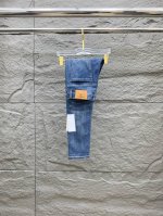 古驰 新品 高端独家发售 25Ss四季款超燃炸街系列之最牛仔裤 独家隆重推出 原版定制高端品质面料 定制五金版型修身剪裁 面料带弹力 微弹上身舒适度超高 必爆单