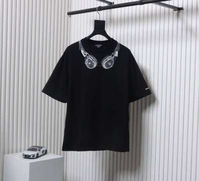 Balenciaga 巴黎世家 烫钻耳机短袖 260G 100%纯棉16织双纱精梳棉面料颜色无色差 领口300G100%纯棉1*1弹力小领口螺纹双面烧毛无尘工艺