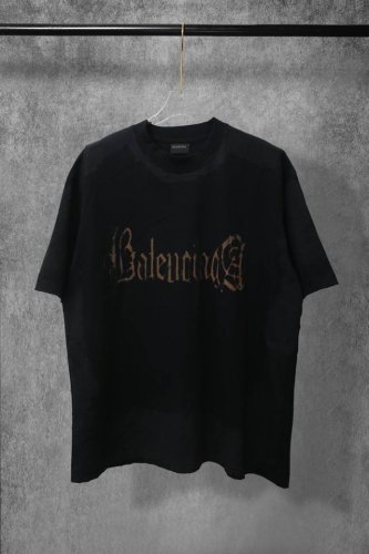 市场顶级版本 原版开发 官网品质 balenc#Aga 巴黎新款泥染前后梵文Logo圆领短袖 顶级印花手绘工艺 纯手工磨破做旧 原版开发 260克纯棉双纱面料