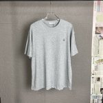 B07 Moncler蒙口 刺绣章仔 经典标识 Logo标识精致升级，灵感源自八十年代复古 原版面料 官方同款 短袖T恤 定制270克同缸染面料 手感非常舒服