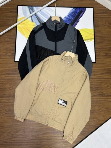 耐克新款立领外套风衣 耐克情侣款梭织运动耐克刺绣Logo标志耐克复古情侣款拼接色休闲外套，耐克拼接色Nk家高品质硬货，有同款裤子可搭一套 小红书 得物热销款！！