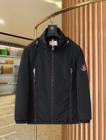 p550 蒙口 三标齐全 2025Ss冬季新款羽绒棉服外套，秀场新品品相非常完美，舒适保暖，色泽饱满诱人，非常出彩的设计，轻松将时髦感进阶，做工极为考究严谨，走
