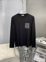 P220 Loewe罗意威 2025春季男士长袖T恤最新系列，简约Logo元素长袖T恤。定制高级面料手感柔软舒适带有弹力，简约大气，上身效果超赞，大货已出，码数