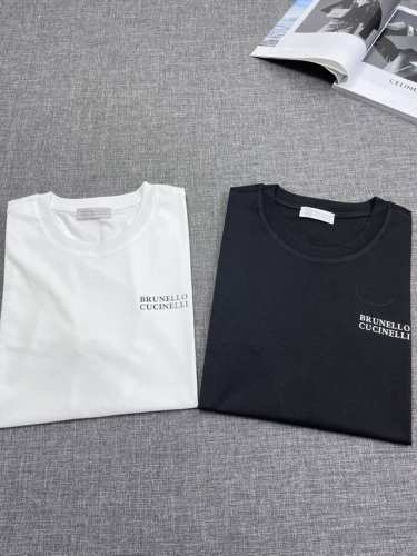 bc高端25Ss最新款基础百搭纯棉质圆领短袖，贸易公司渠道稀出，本年度最好穿的基础短Tee，可以满足你对穿搭的所有要求，简约百搭的纯色设计，不挑性别与身材！ 纯