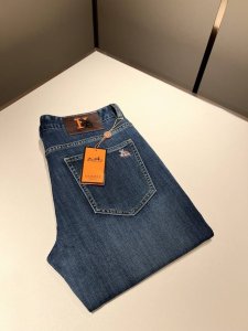 Herm*S 爱*仕 2025早春男士高端丹宁水洗小直筒牛仔裤 海外贸易公司渠道订单 男士修身直筒牛仔裤 上海恒隆店在售 高级 简约 工艺和用料方面都颇为考究
