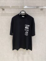 Dior Homme 迪奥 桀傲 2025春夏新款首发专柜最新款短袖圆领T恤 高端订制 设计前卫时尚！品牌Logo重工艺设计 高端定制面料.手感柔软.穿着舒适.