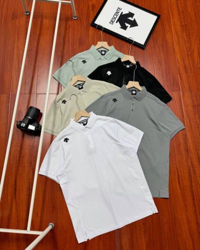 原单品质 Descente:迪桑特夏季男士速干短袖polo 专柜同款 男士日常通勤搭配，五色可选，面料抗皱保形：弹性和回复性佳 ，织物挺括，不易起皱，能持久保持
