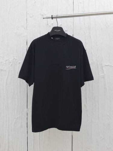 Balenciag* 巴黎Blcg 反穿可乐刺绣短袖T恤 高密度进口刺绣工艺 经典三条波浪图案 超级百搭宽松版型 成衣普洗 绣花采用田岛绣花机精密万针刺绣 百年