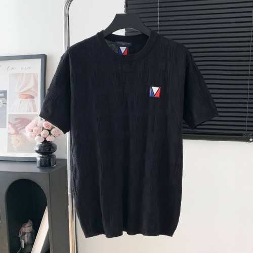 款号：M118 P120 louis Vuitton/路易威登 Lv Logo短袖春夏最新款Logo标志年年被追捧的经典时尚装饰已经风靡全球男女同款 颜色：白色