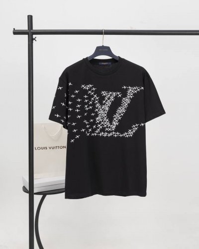 顶级版本.官网品质 LOUIS VUITTON*路易威登 LV 小飞机印花短袖T恤 采用原板独家定制260克32支双莎纯棉面料 质感非常柔软舒服 100%区别市