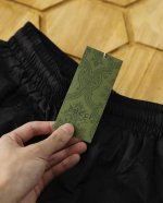 细节图 上新 Gucci 丨 古驰 2025 Fw早春夏新款 牛津暗纹纺提花尼龙短裤五分裤- 75D尼龙牛津纺提花布，购入Y版扫描字母花型做提花盘头，高速剑杆机