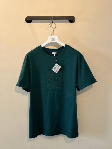 loewe 罗意威 高版本 正常版型 罗意威25Ss 新品官网同步发售大Logo激光贴布刺绣重工艺 男女同款！短袖不在千篇一律的大众脸，而是一定要独特吸引人的眼