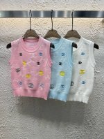 chanel香奈儿小香双C彩色刺绣暗纹提花针织背心 款号 25670105761 颜色 粉色 蓝色 白色 尺码 均码 80-125斤
