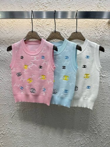 chanel香奈儿小香双C彩色刺绣暗纹提花针织背心 款号 25670105761 颜色 粉色 蓝色 白色 尺码 均码 80-125斤
