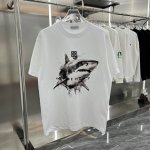 givenchy纪梵希 Ss新款鲨鱼图案情侣休闲短袖T恤 面料 240克双纱高密度纯棉面料 - 工艺: 整件衣服采用精密压花工艺 - 男女同款均可驾驭 - 尺码