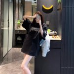 上新 巴黎世家 Balenciaga新款火焰梵文情侣款短袖T 宽松版型 采用320克精梳纯棉面料 突出精致 质感无敌 百搭黑色 依然顶级工艺 过肩领条加固不变型