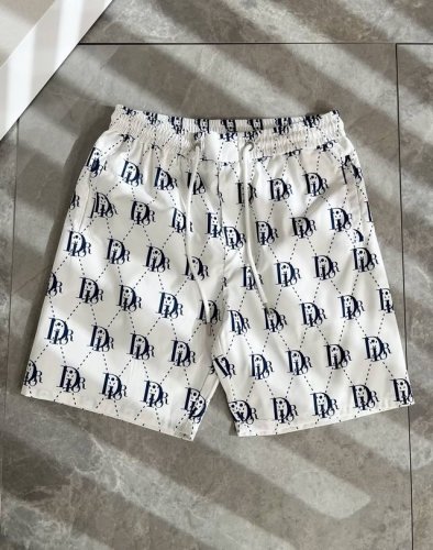 dio*迪*奥 2025春夏新款男女同款休闲抽绳短裤，男女同款立体字母老花Logo设计，时尚运动休闲短裤！面料采用进口聚酯纤维材质！专属面料制作而成，面料手感瓷