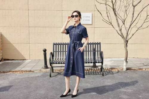 burberry 25爆款上新！气质翻领拼格子天丝牛仔连衣裙 原版开模复刻 重磅大摆口袋连衣裙 工艺 配本布腰带 Smlxlxxlxxxl S码 肩宽41，胸围