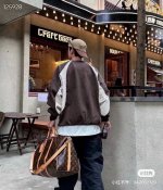 lv Keepall 老花旅行袋 Keepall诞生于1924年，它是 Gaston Vuitton设计的第二款手提包袋 因其轻便柔软又能装的特质，Keepal