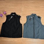 Stone Island 石头岛户外网眼马甲 甄选品质 实拍可见 面料采用高品质优质正品尼龙马甲面料 三防户外面料 整件二本针走线 机能工装日系风十足 当季必备