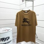 Bur巴宝莉 2025春夏新款 潮牌新品印花圆领短袖T恤 最新砖柜同步 280克重全棉 时尚又个性 超级百搭好看的一款 男女同款 人手必备款 吊牌 领标 水洗麦