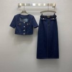 Va*25Ss 性感方圆领短款外套长款半裙套装， 配送腰带 高级面料，颜色:图片色，面料：牛仔棉面料 Smlxl .