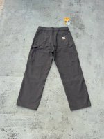 K021 Carhartt Wip卡哈伐木工日系工装风牛仔裤 定制原版Logo扣，Ykk拉链门襟，顺滑易拉！ 很多位置都有套结加固，车工扎实！ 整体剪裁采用了立