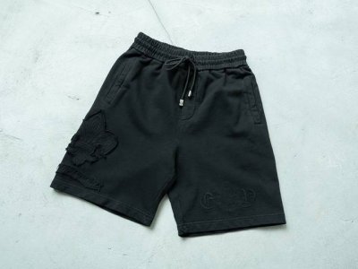 Chrome Hearts 克罗心 25Ss 重工贴布十字架刺绣标识棉质短裤五分裤 货号：3502 颜色： 黑色 尺码： S M L Xl 尺寸推荐：S码适合1