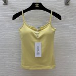 款号D25051046 Chane*新款 双C字母Logo刺绣内置胸垫修身显瘦吊带背心P！黄色、黑色、白色、均码 胸围66，衣长44 面料高弹
